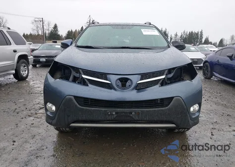 2014 Toyota Rav4 Xle z USA, uszkodzony, nr VIN JTMRFREV8ED050806